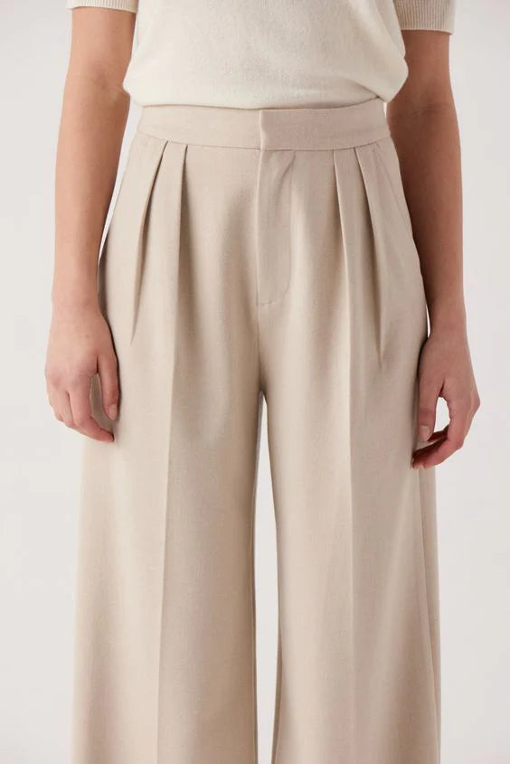 Colleen Trouser